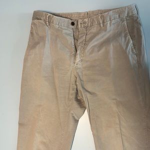 Ledbury Richmond Chino 33 waist 32 inseam color Granite Gray